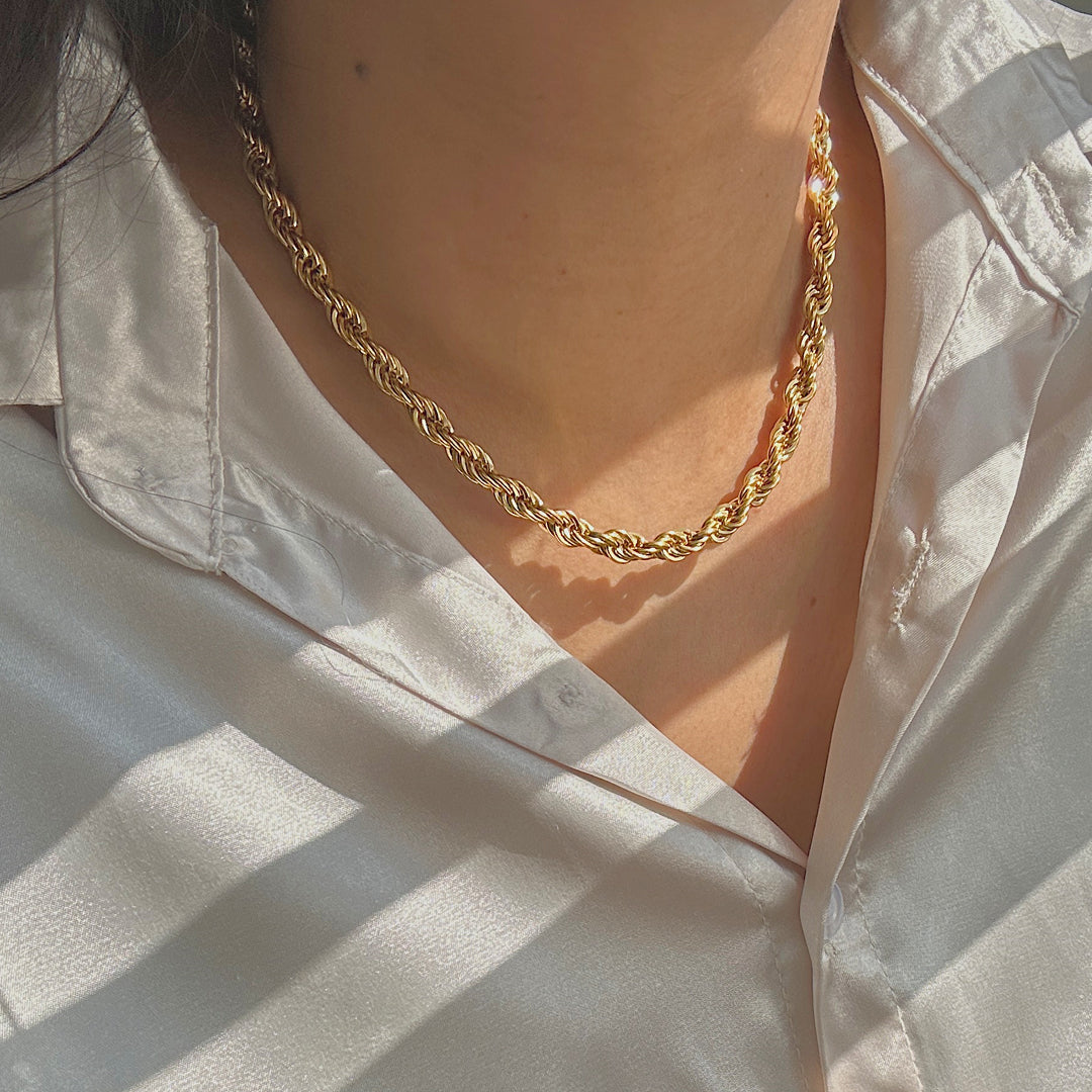 1970. Gold Rope Necklace