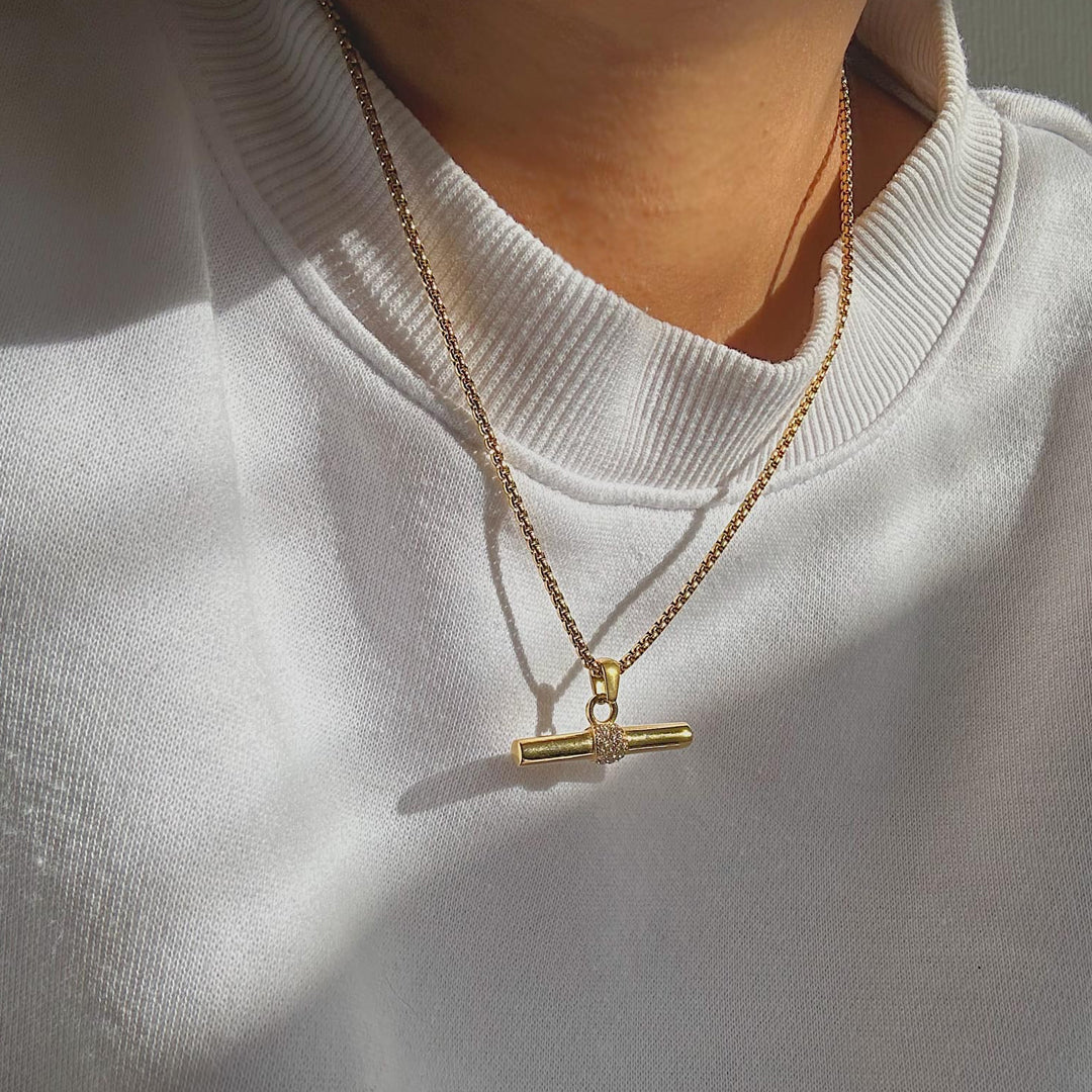 AURELIE. Crystal T Bar Necklace IMPERFECT
