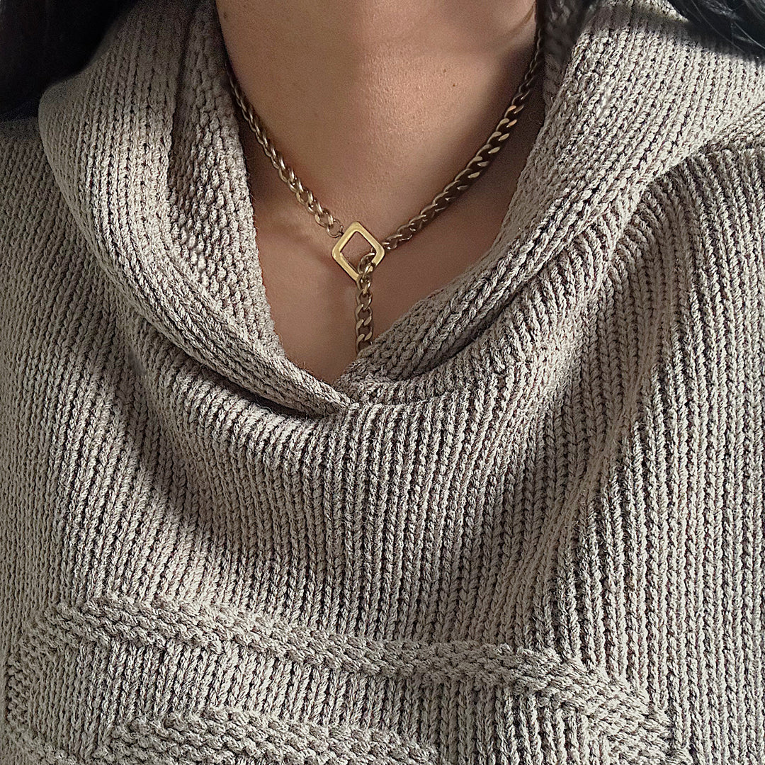 CEASER. Gold T Bar Toggle Necklace IMPERFECT