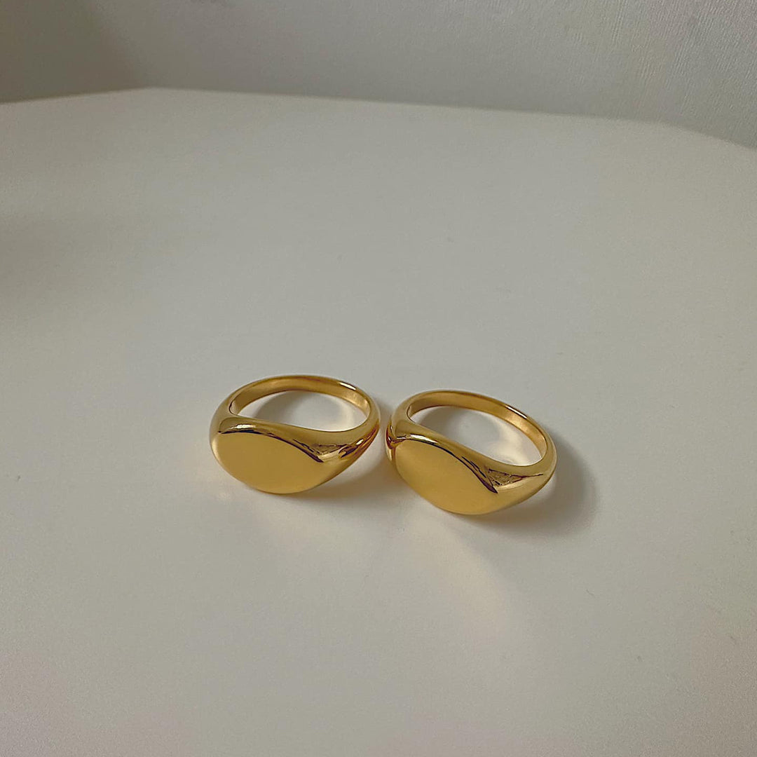 CREED. Gold Signet Ring