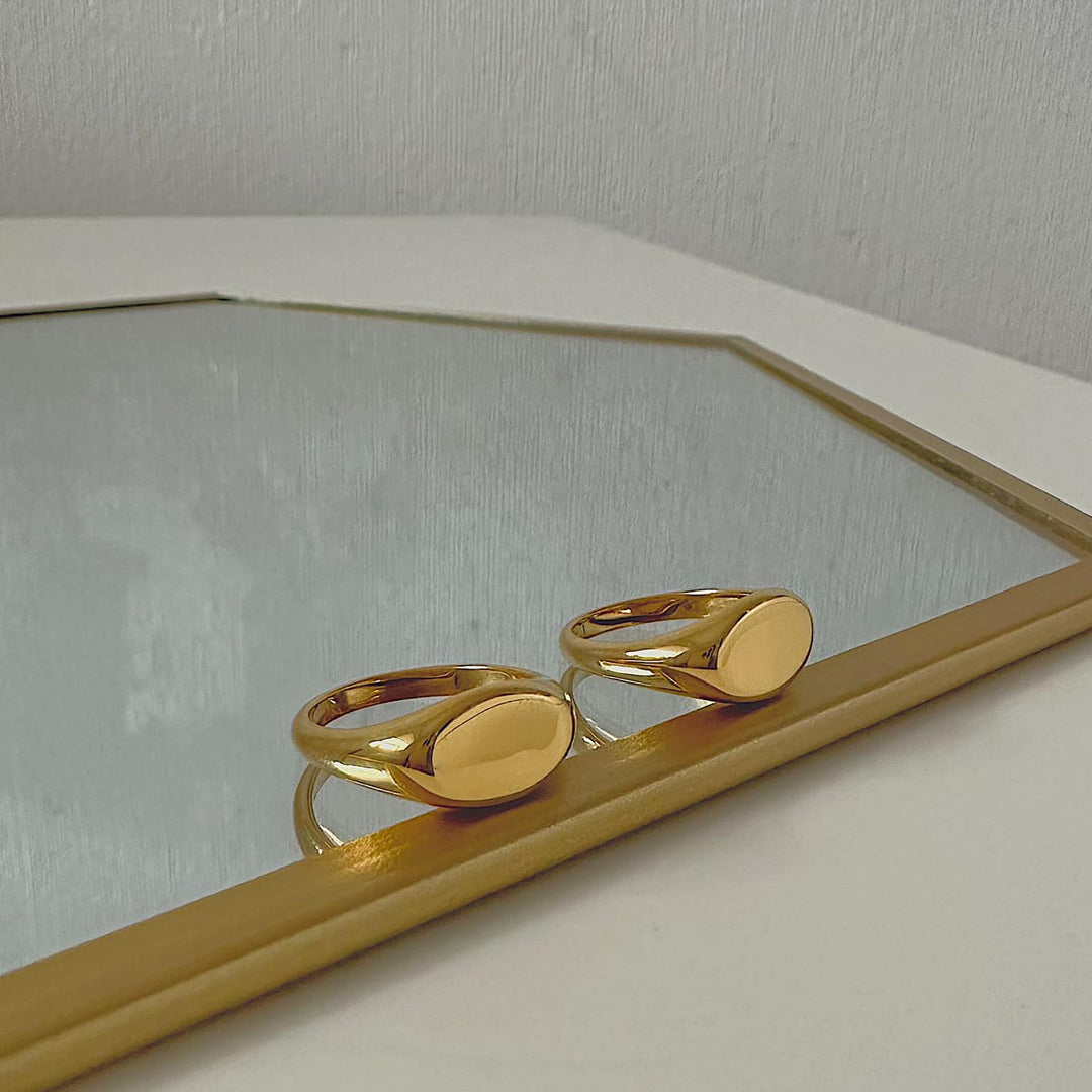 CREED. Gold Signet Ring