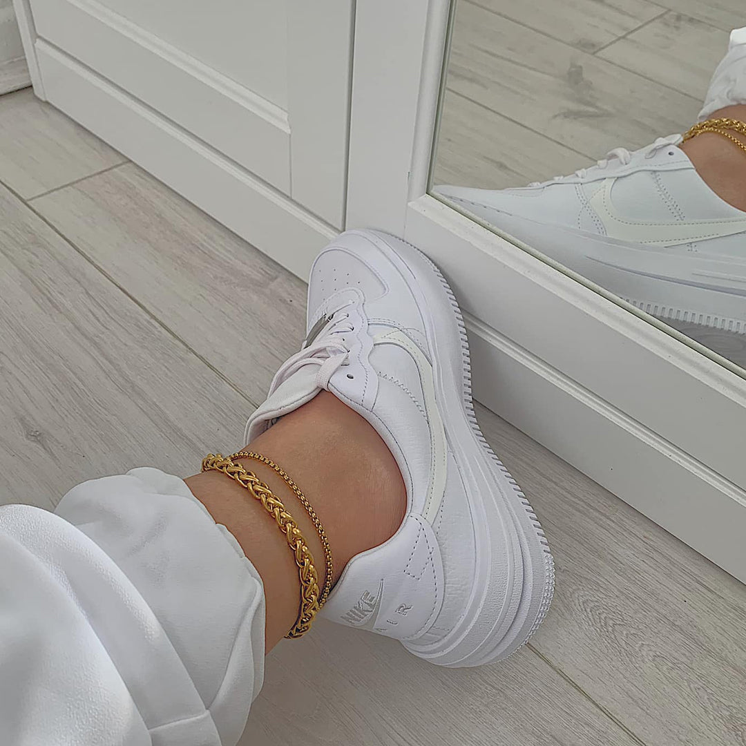 EMBASSY. Gold Braided Anklet