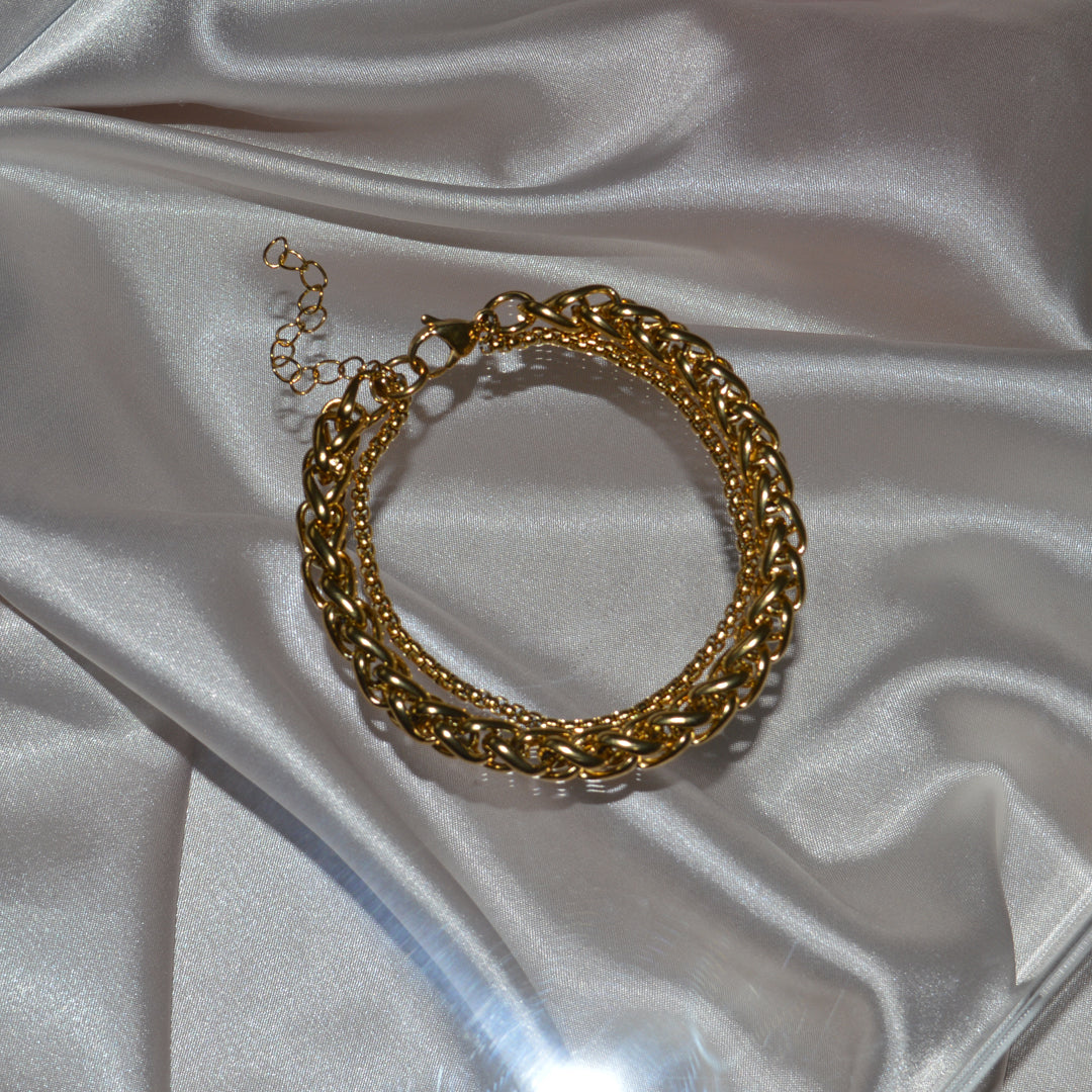 EMBASSY. Gold Braided Bracelet