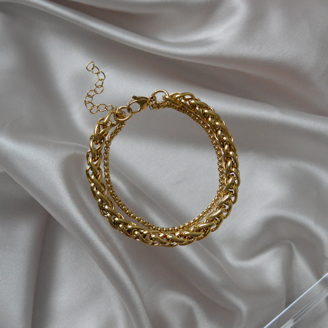EMBASSY. Gold Braided Bracelet