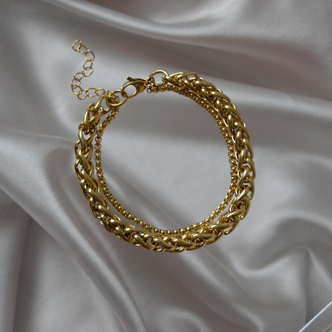 EMBASSY. Gold Braided Anklet