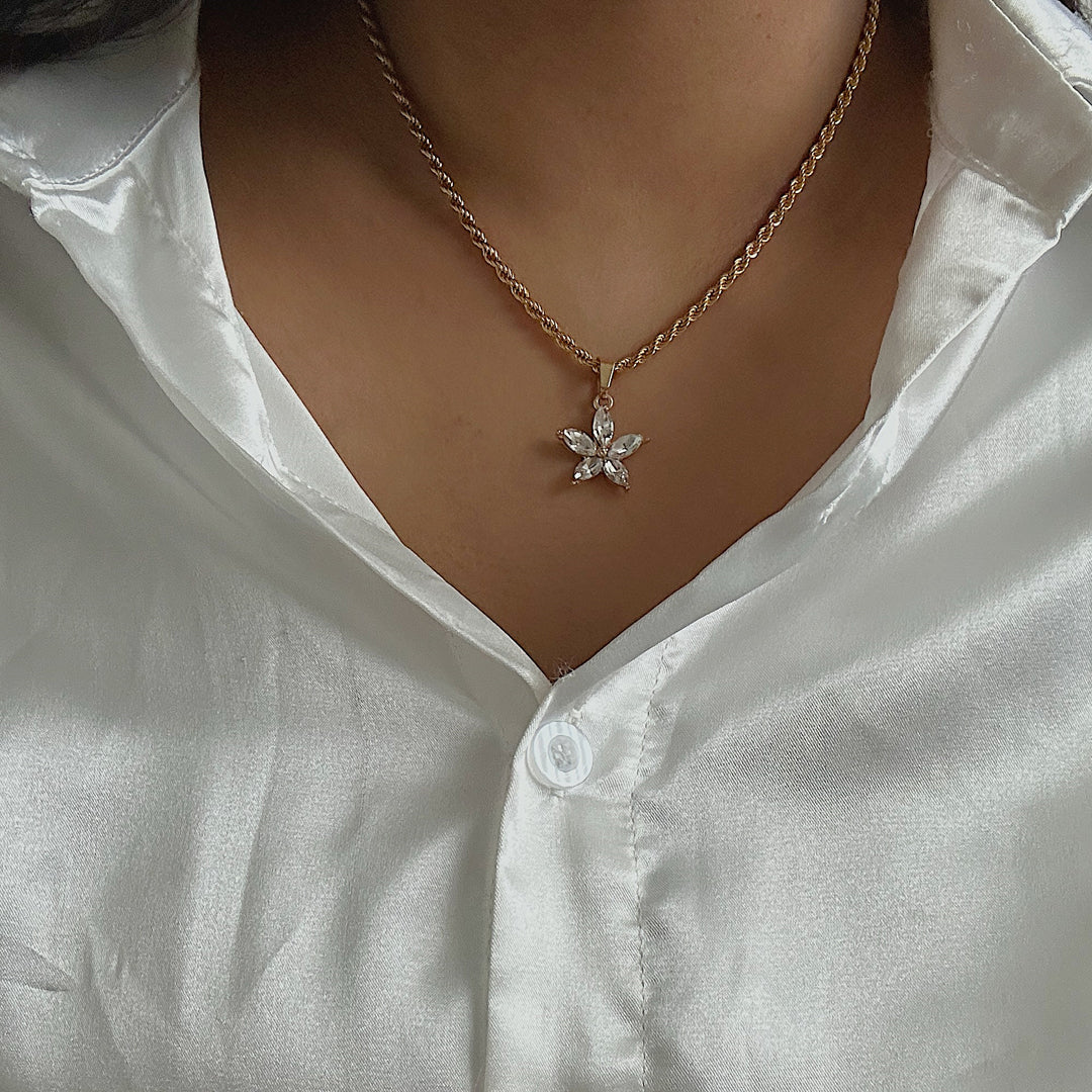FLORA. Crystal Flower Pendant Necklace