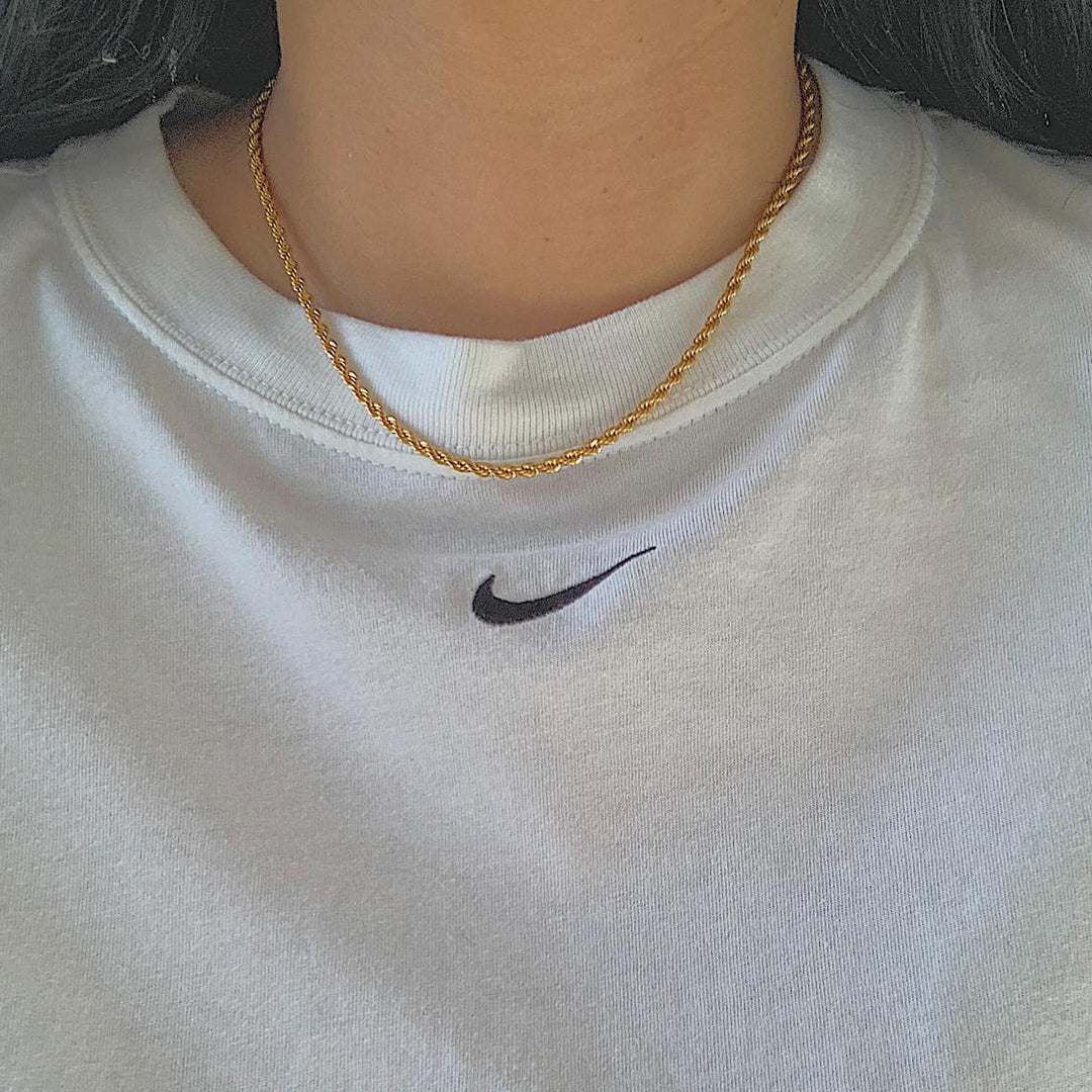 ASSISI. Dainty Gold Rope Necklace