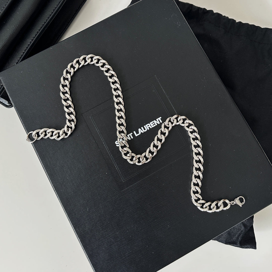 HADLEY. Chunky Silver Chain Necklace
