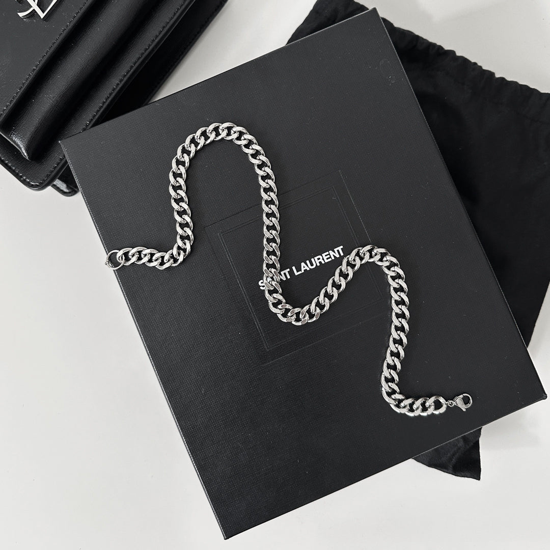 HADLEY. Chunky Silver Chain Necklace