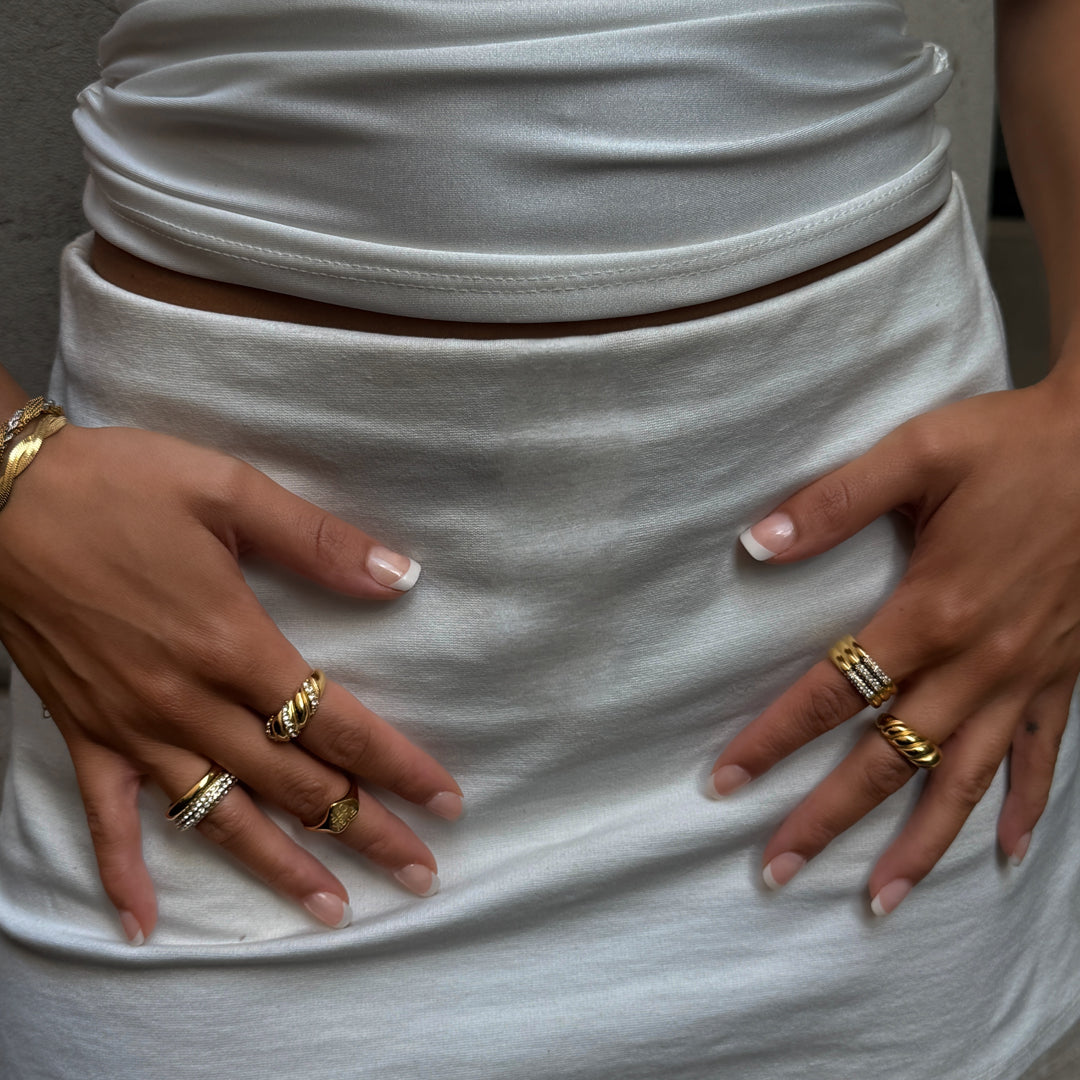 RIVER. Gold Croissant Ring