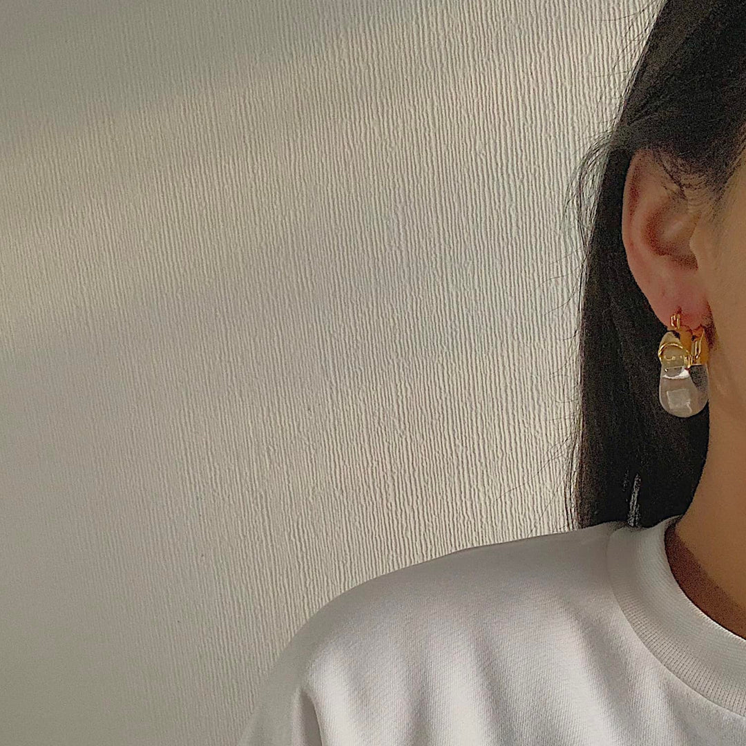 LIXUE. Clear White Statement Earrings IMPERFECT