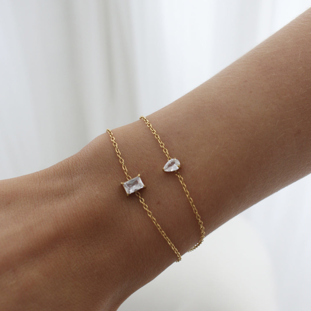 LUNAE. Gold Crystal Dainty Bracelet Set