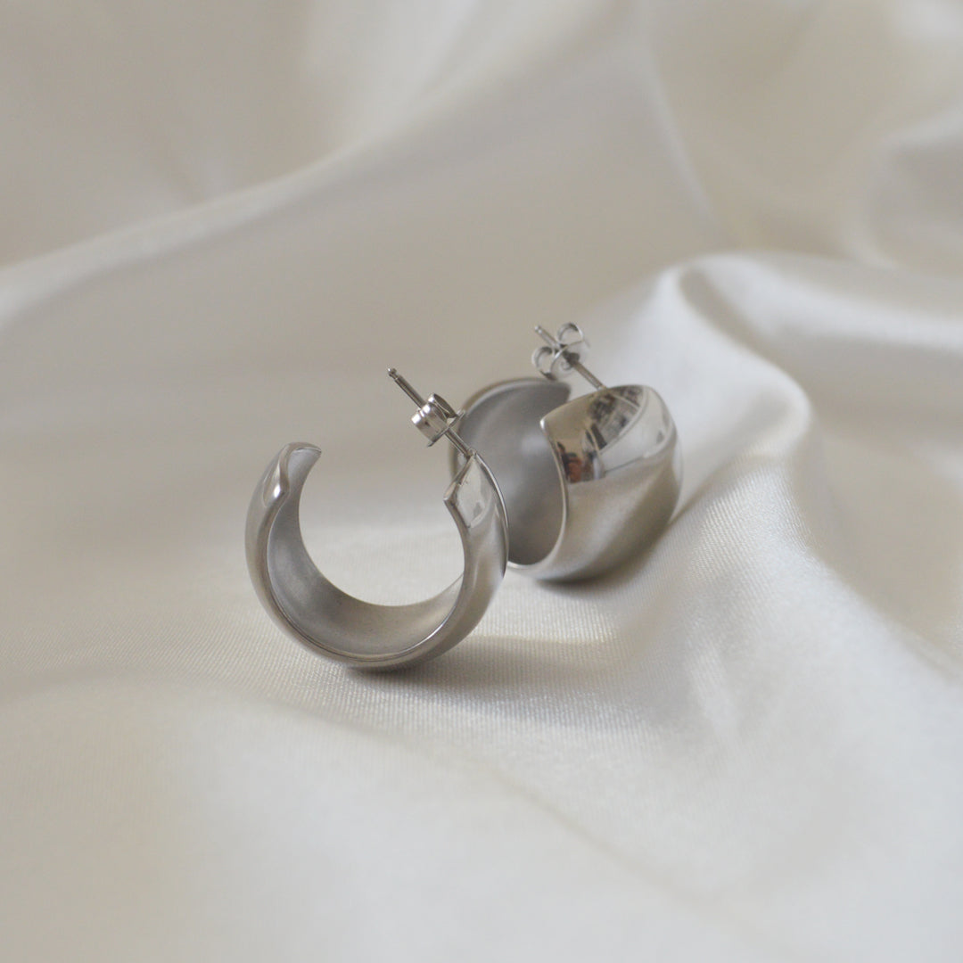 RYDER. Silver Wide Hoop Earrings