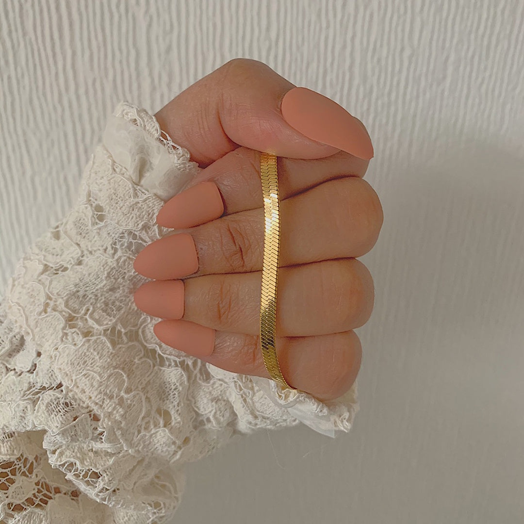 SERPENTINE ORO. Gold Snake Chain Necklace