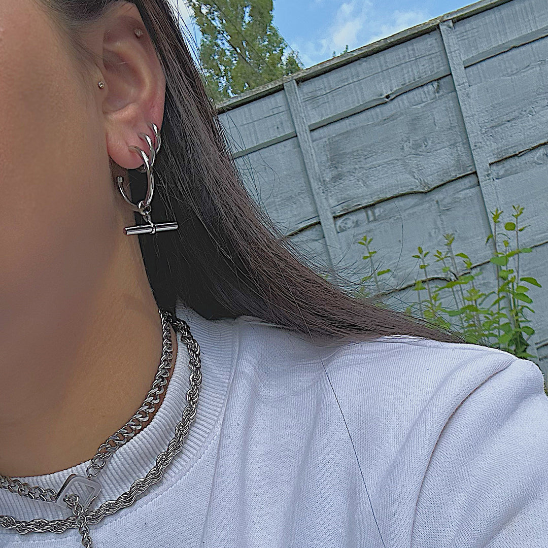 TRIDENT. Silver T Bar Hoop Earrings