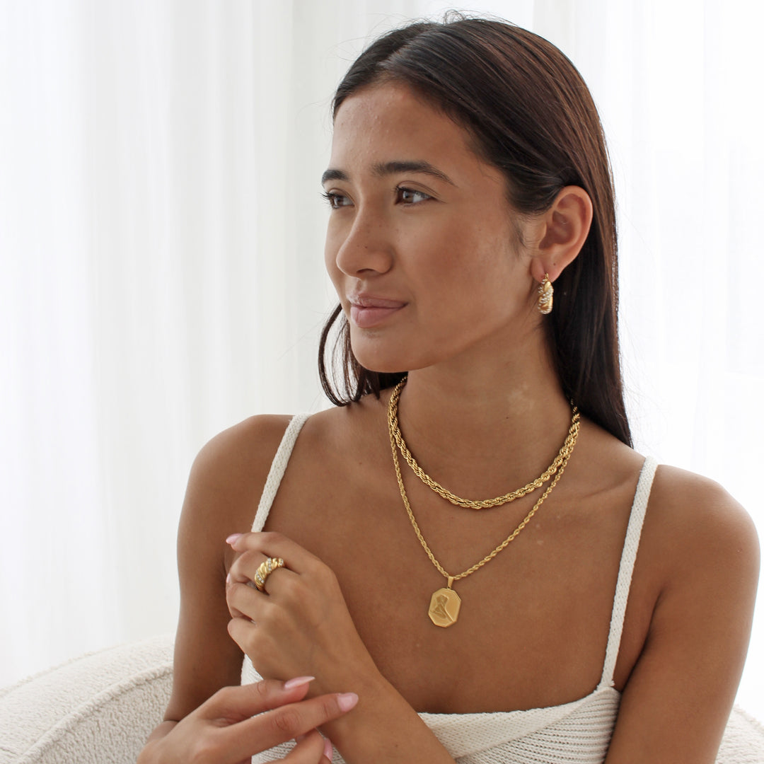 1970. Gold Rope Necklace