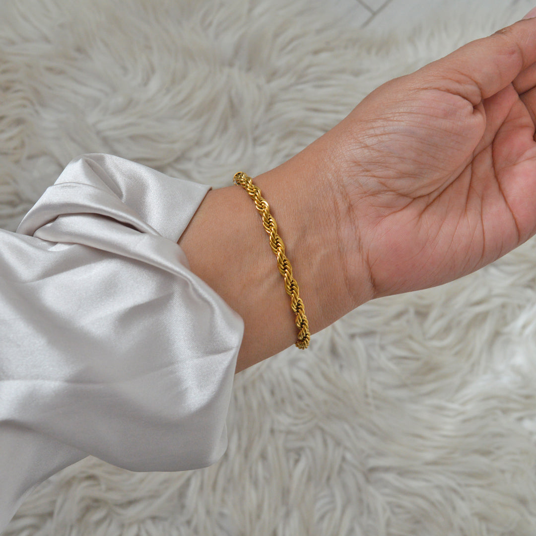 1970. Gold Rope Bracelet