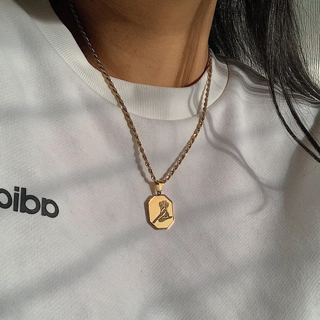 APHRODITE. Gold Woman's Body Pendant Necklace IMPERFECT