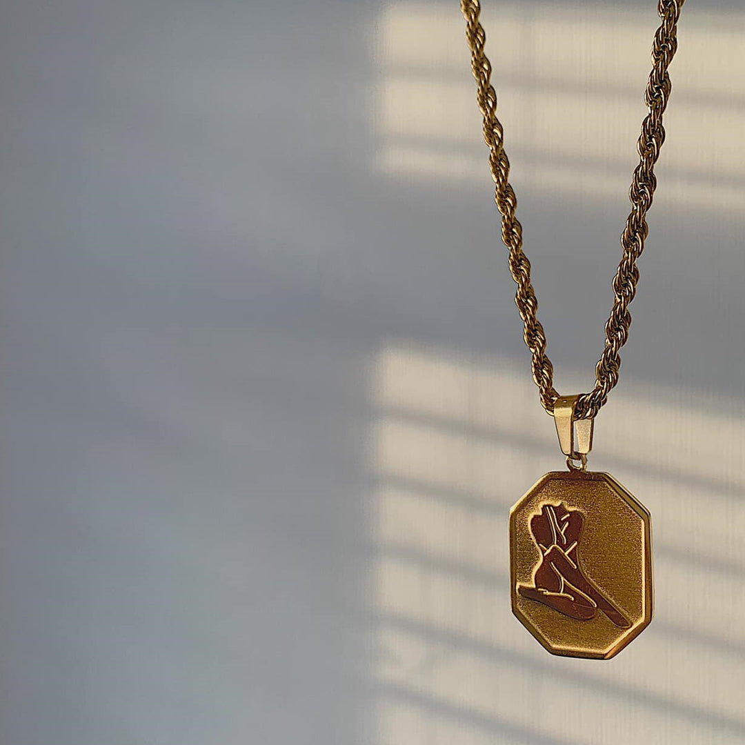 APHRODITE. Gold Woman's Body Pendant Necklace IMPERFECT