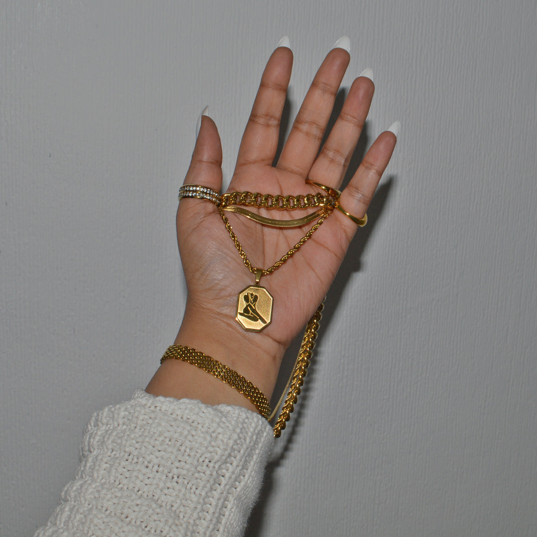 APHRODITE. Gold Woman's Body Pendant Necklace IMPERFECT