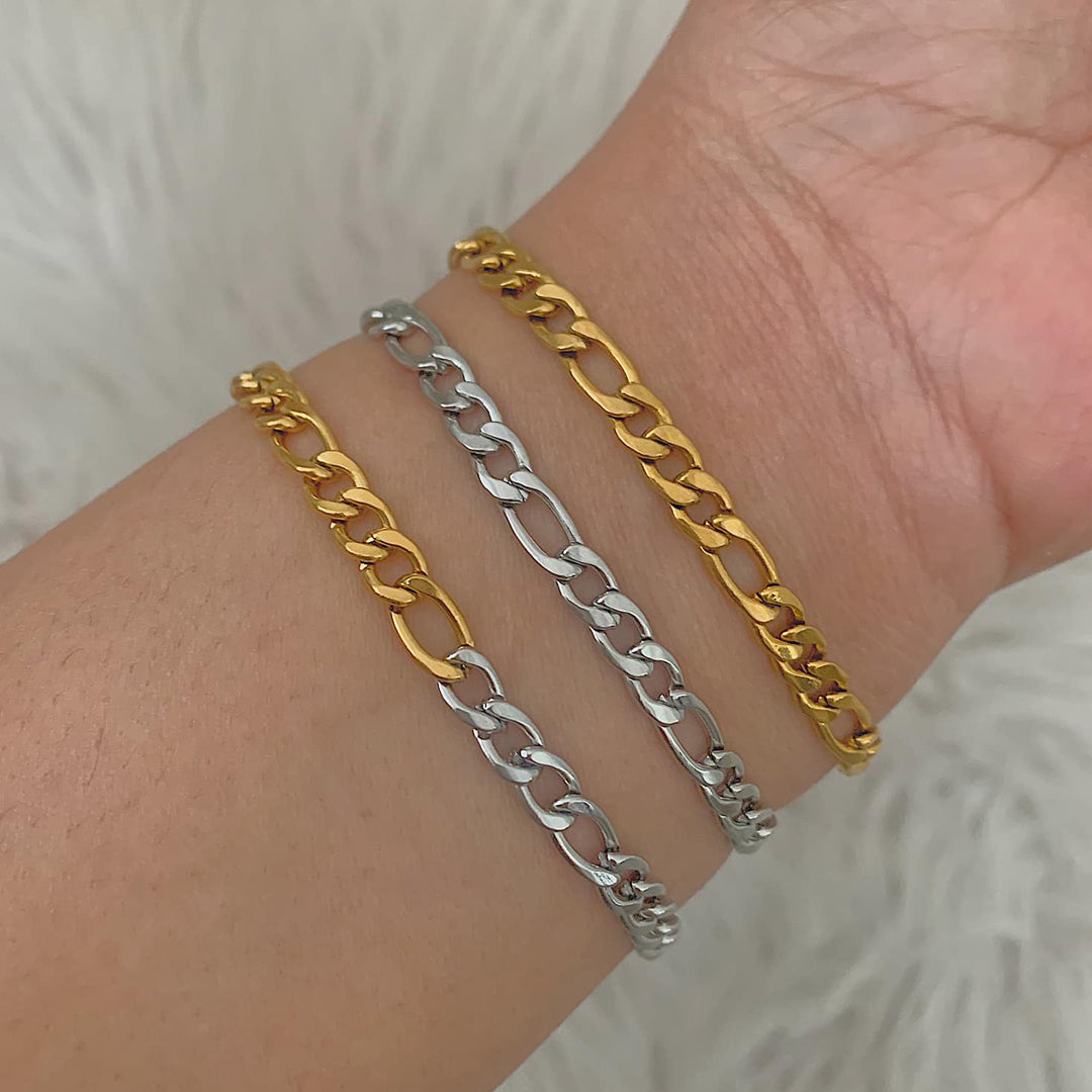 ARTISTE. 3 Piece Dainty Bracelet Set
