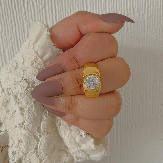ATELIER. Gold Crystal Dome Ring