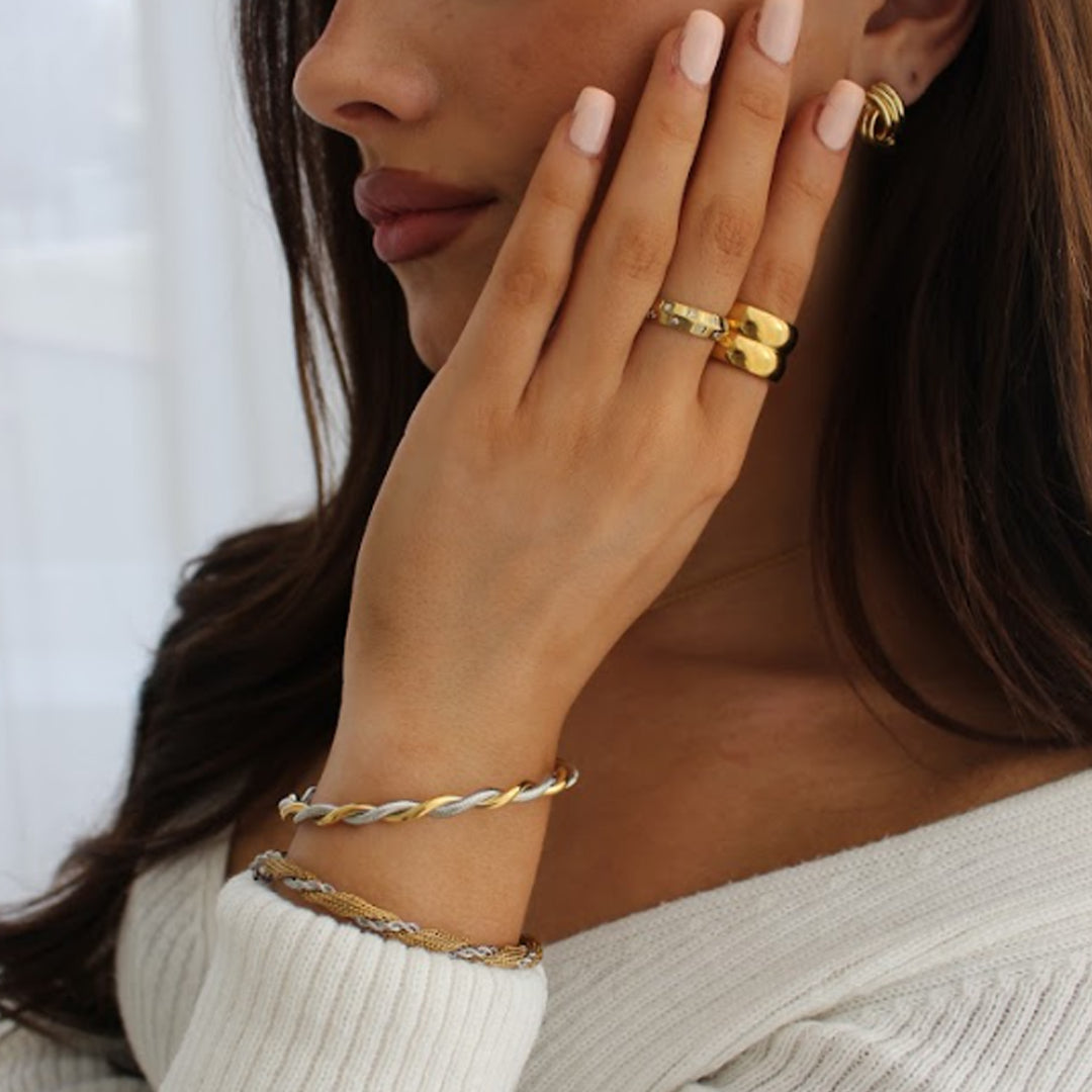 AVENTUS. Gold Silver Two Tone Rope Bangle