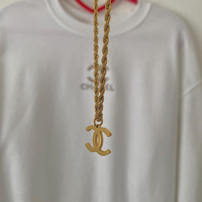 CHANEL CLASSIC. Reworked Gold CC Pendant Necklace IMPERFECT