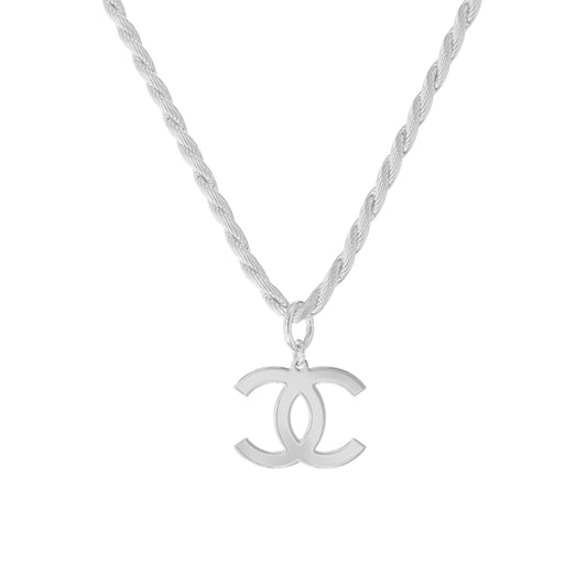 CHANEL CLASSIC. Reworked Silver CC Pendant Necklace