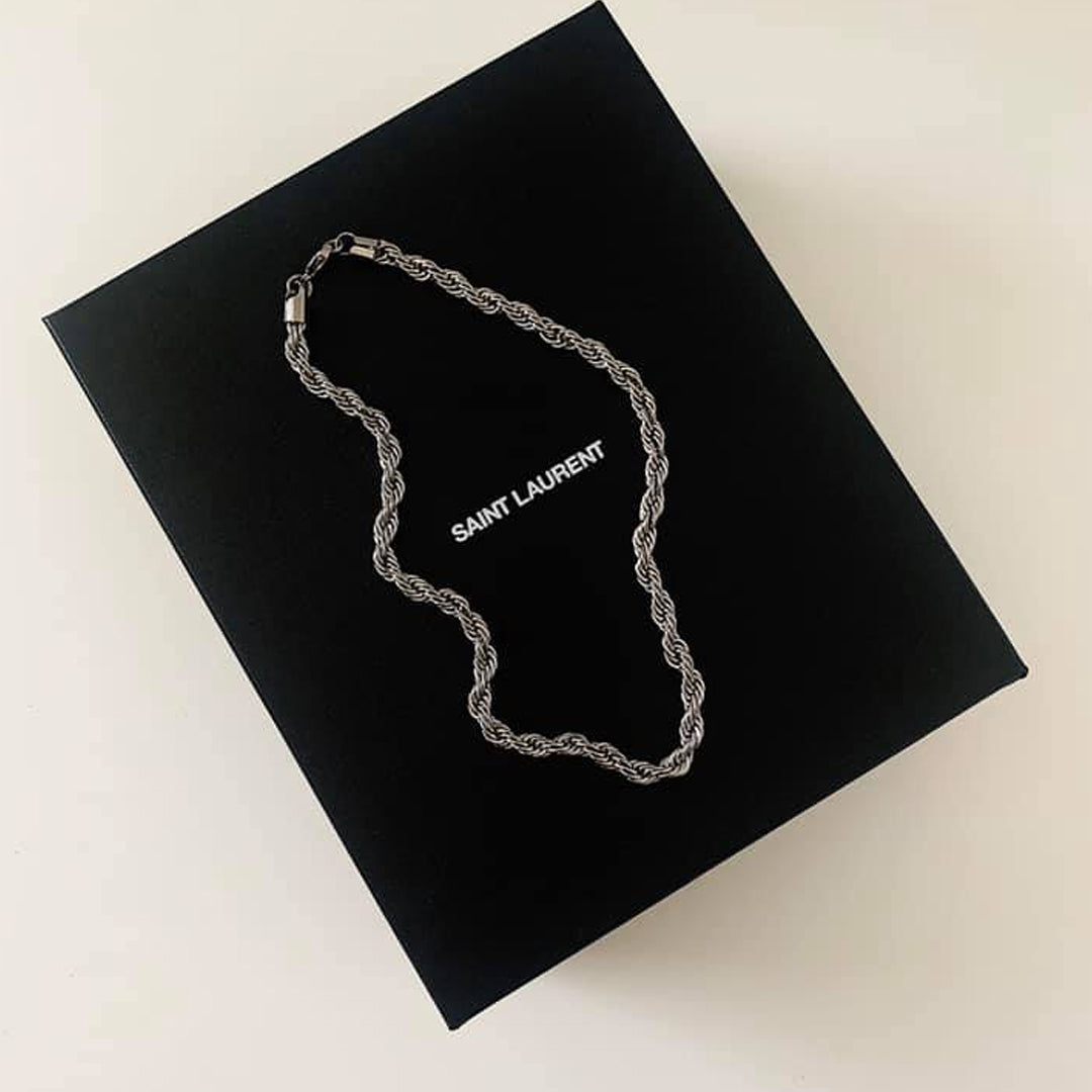CITY BANKER. Silver Rope Necklace