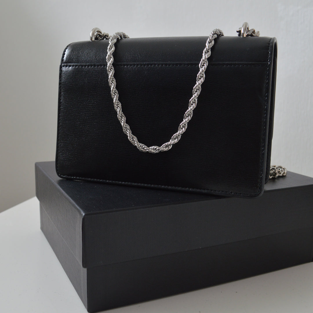 CITY BANKER. Silver Rope Necklace