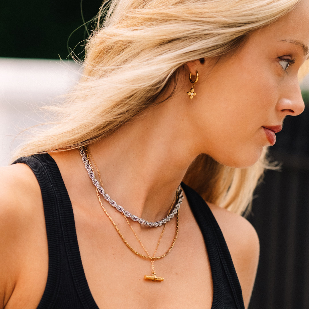 FLEUR DE CRYSTAL. Gold Crystal Clover Earrings Set IMPERFECT