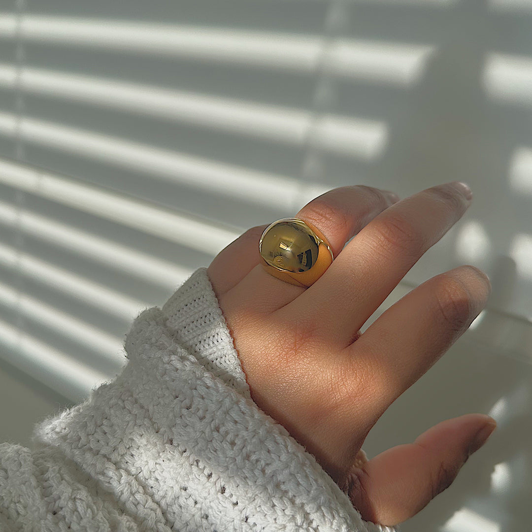 COUTURE. Gold XL Dome Ring