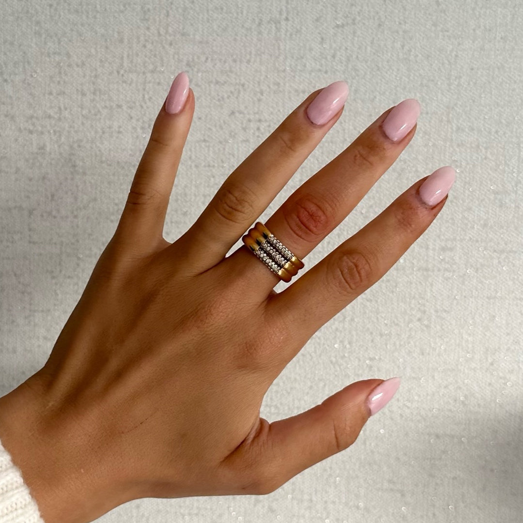 CRYSTAUX. Gold Crystal Barrell Ring