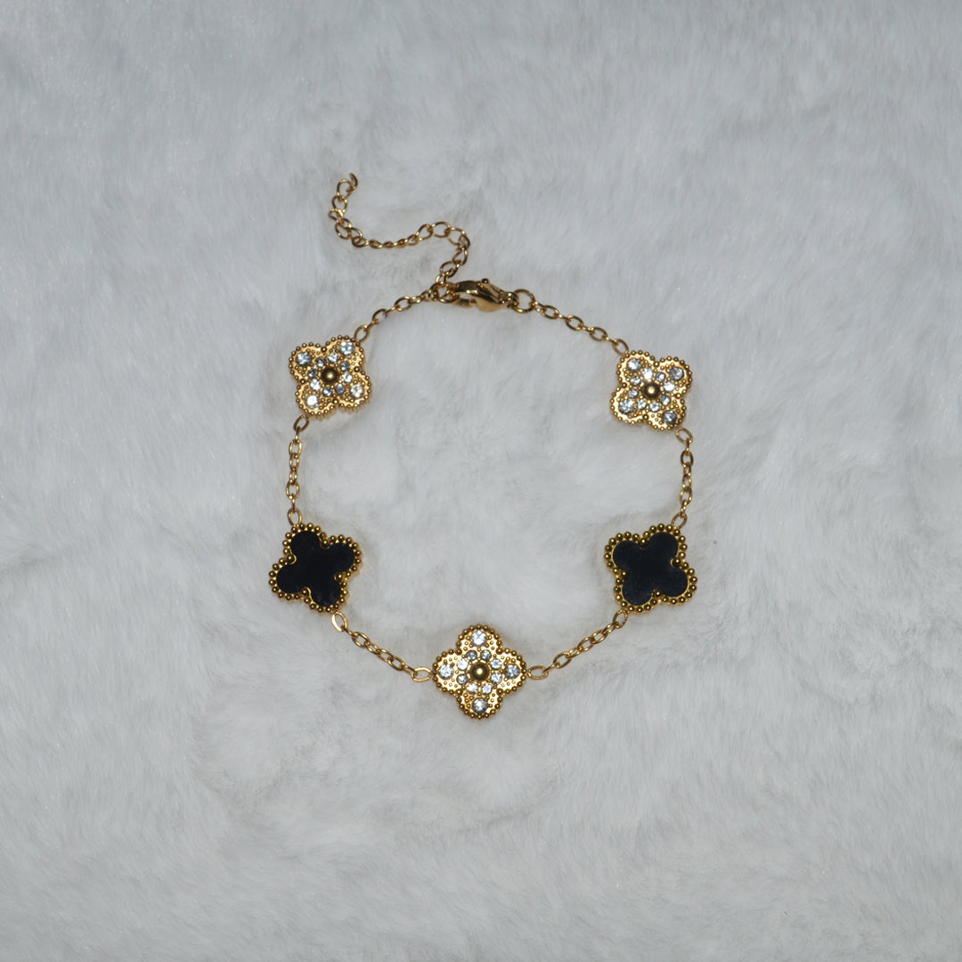 DUCHESS. Black Crystal Gold Clover Bracelet