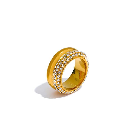 ESTATE. Gold Crystal Dome Ring