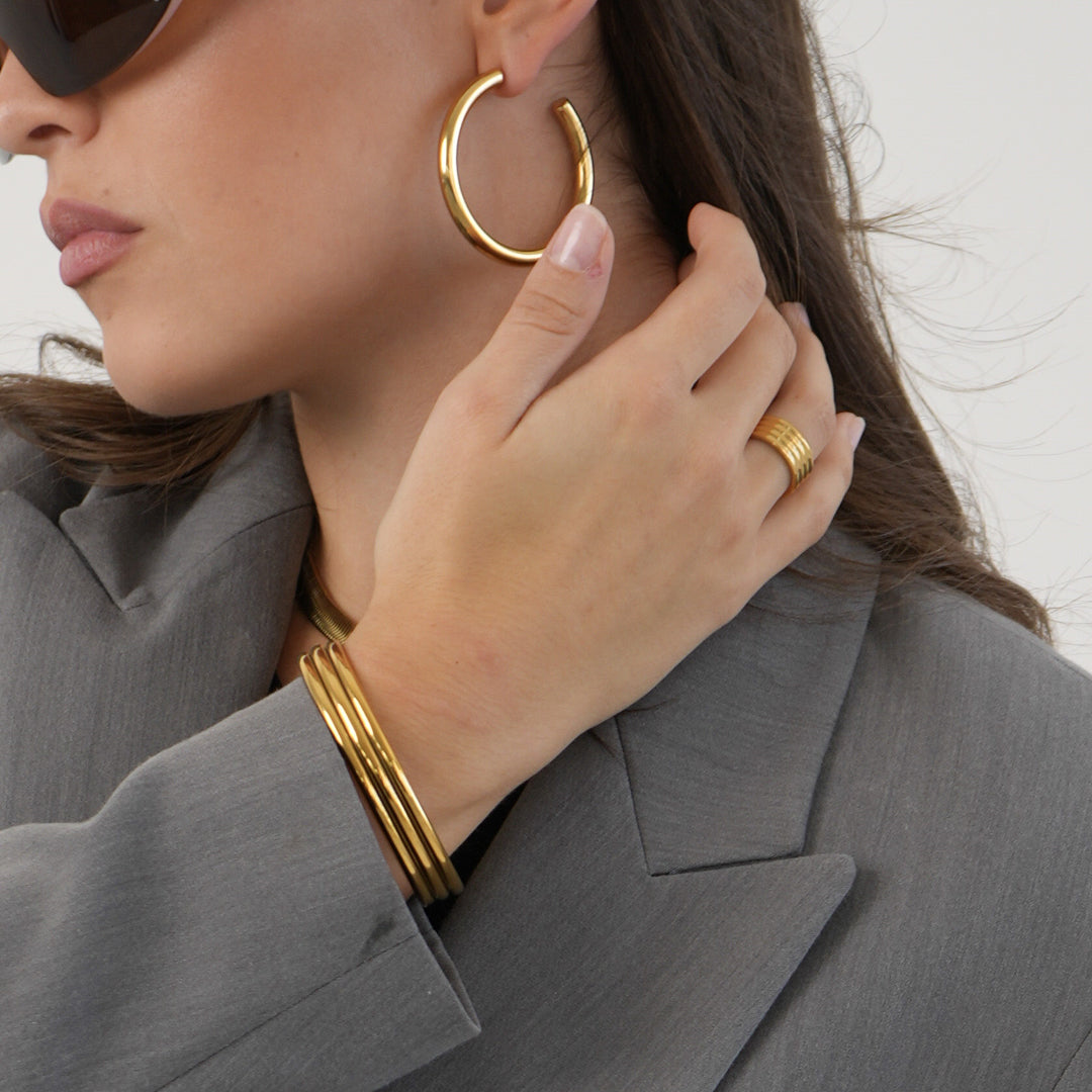OFF DUTY. Gold Large Classic Hoop Earrings