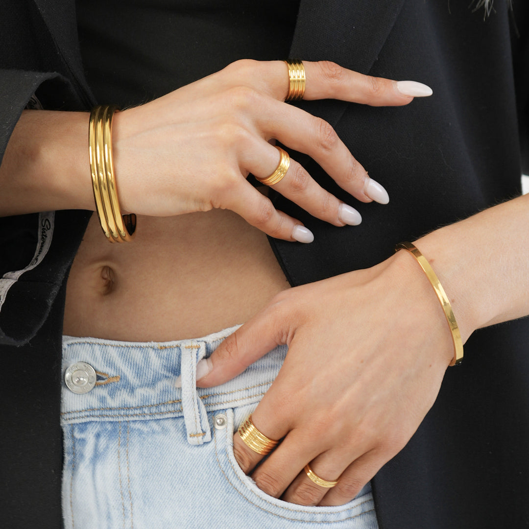 PROJECT. 2 Piece Gold Stacking Bracelet Set