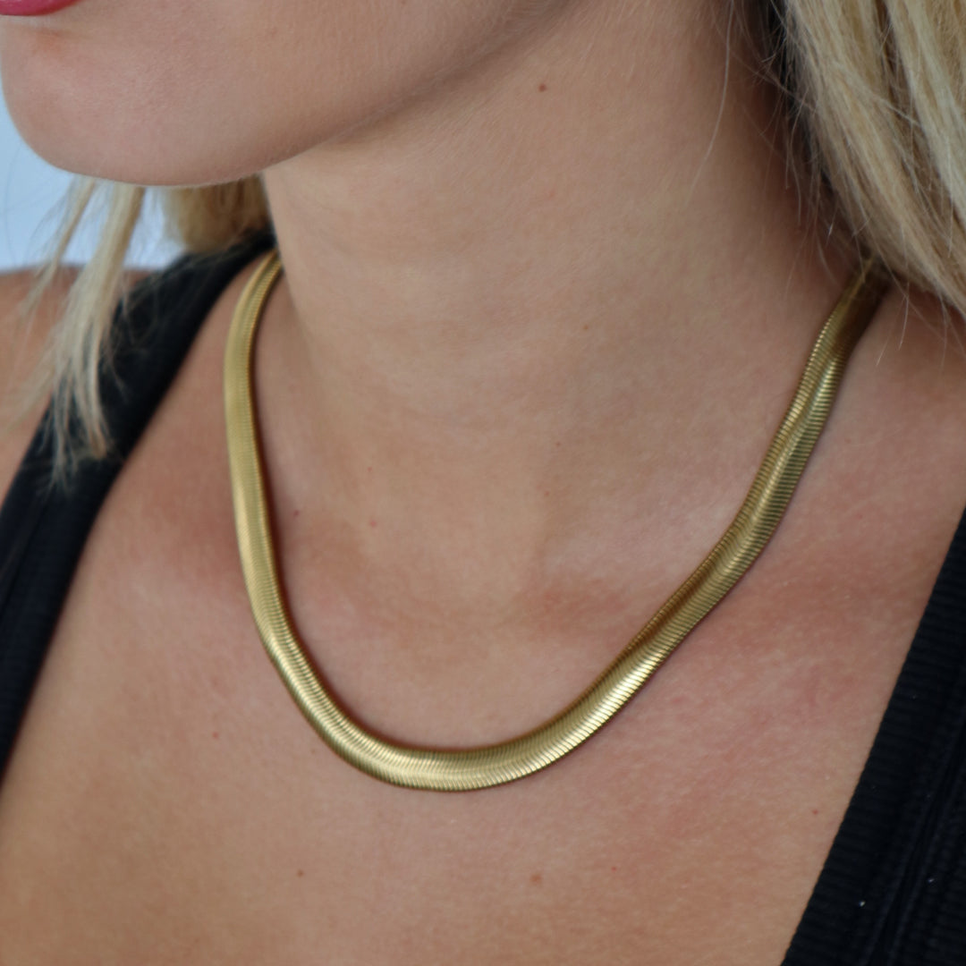 ARCHIVE. Gold Chunky Herringbone Necklace