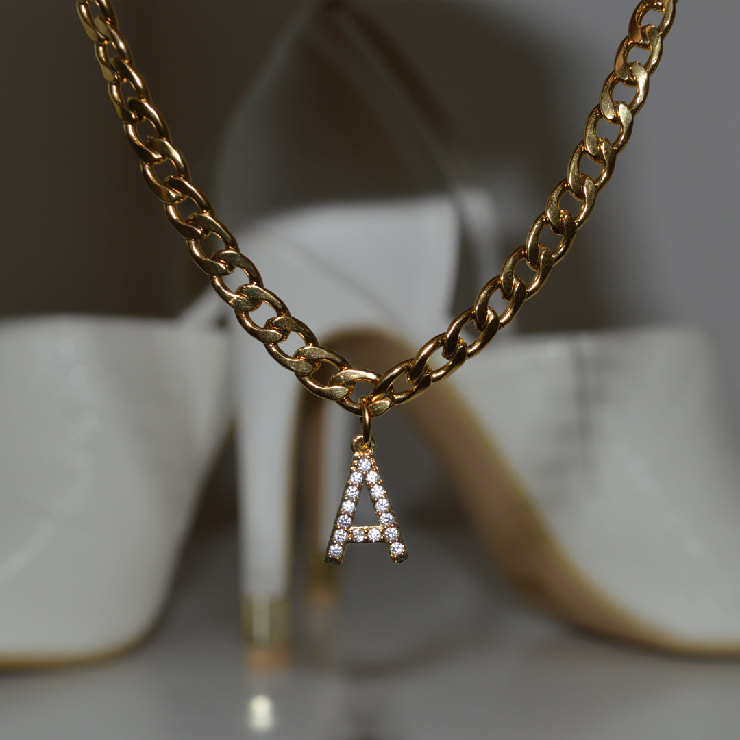 LE PRÉNOM. Crystal Initial Anklet