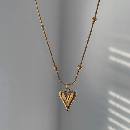 JULIETTE. Dainty Gold Heart Necklace