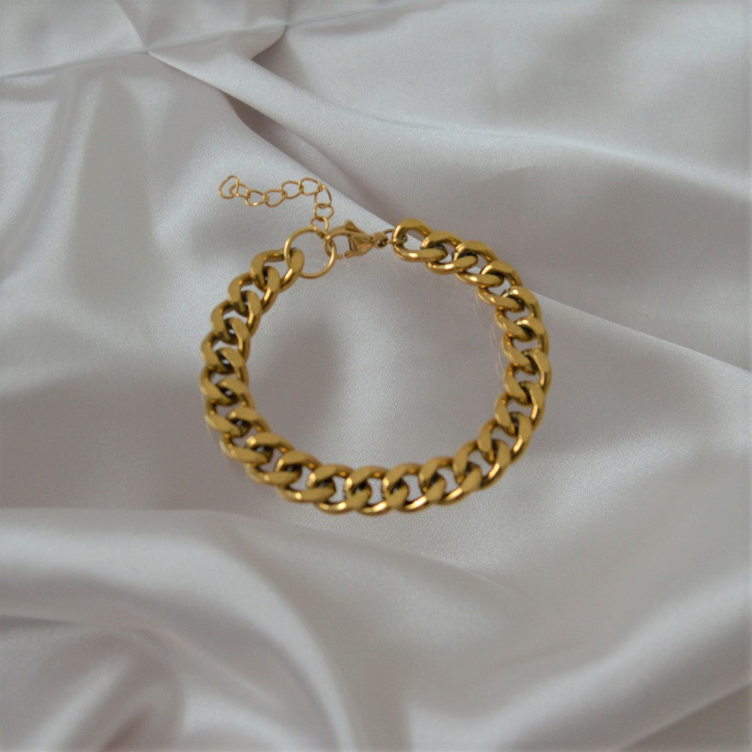 KINGSLEY. Chunky Gold Chain Bracelet