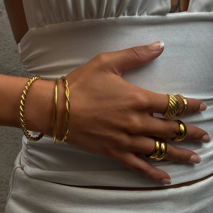 LAURENT. 3 Piece Gold Rope Bangle Set