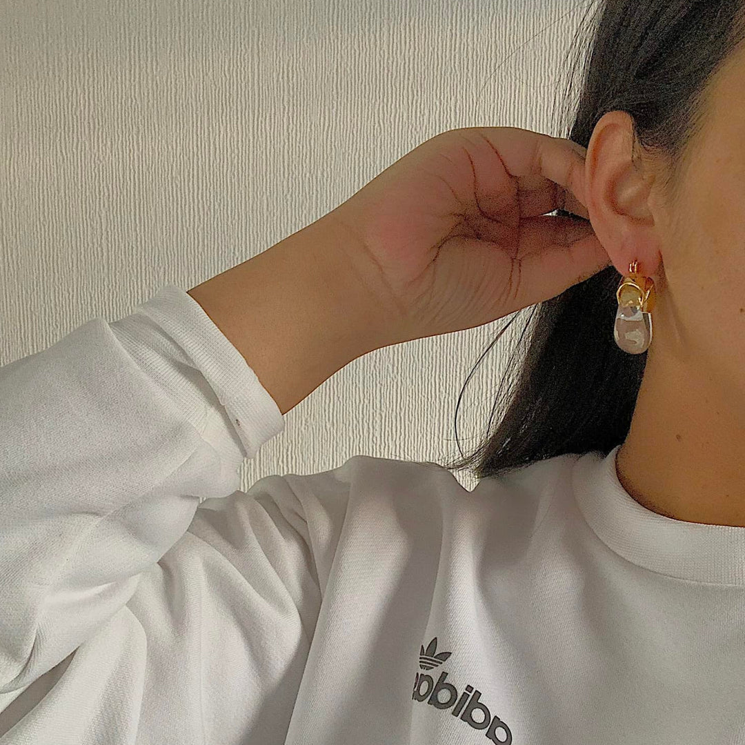 LIXUE. Clear White Statement Earrings