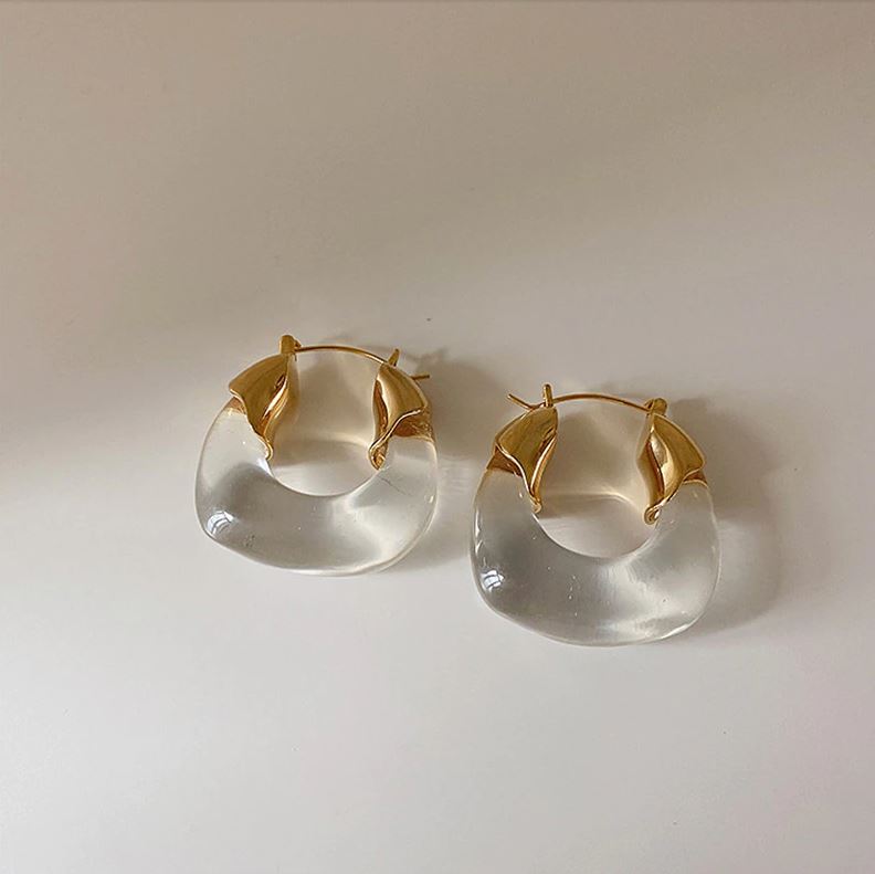 LIXUE. Clear White Statement Earrings