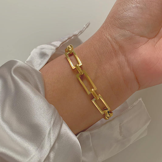 LUXOR. Gold Link Chain Bracelet