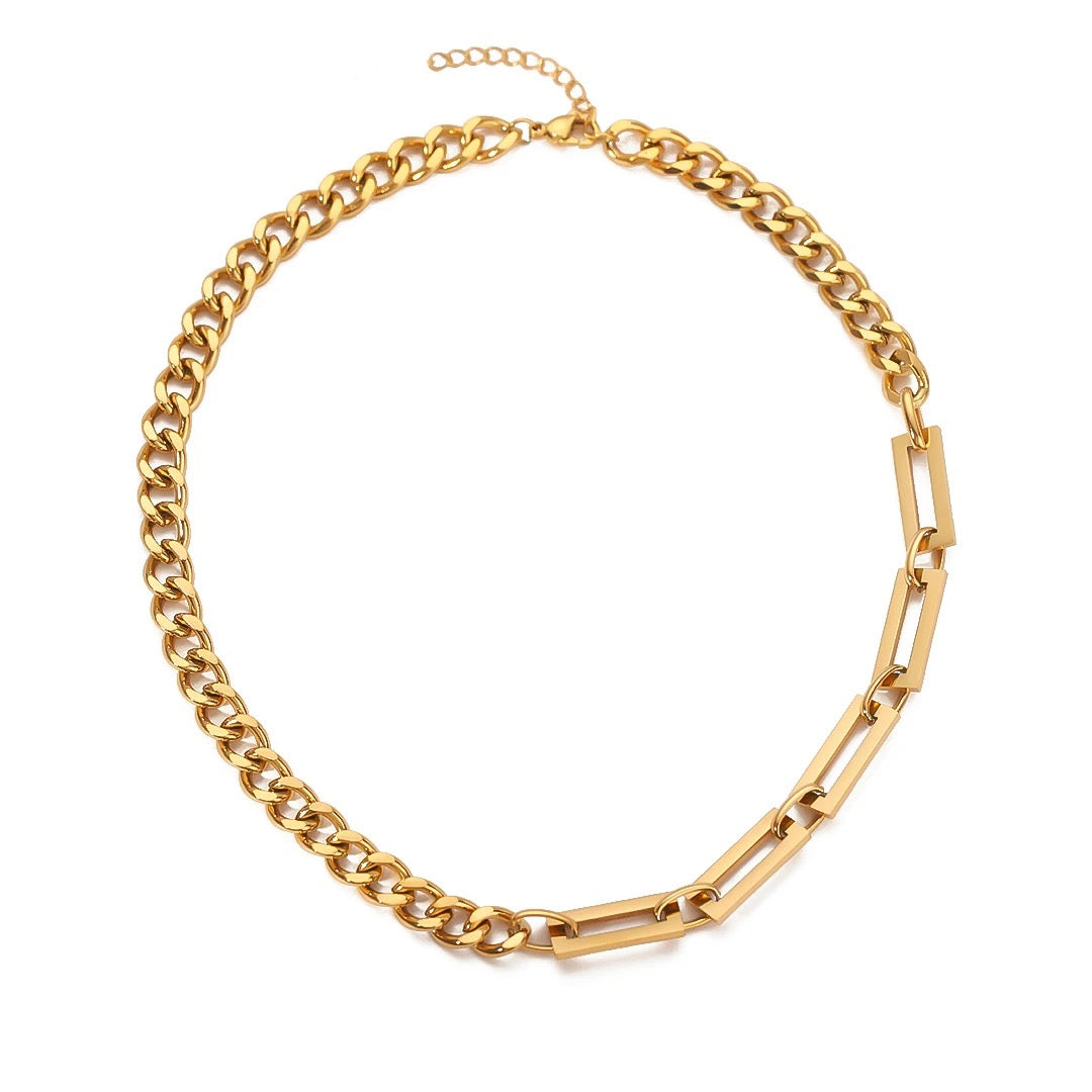 LUXOR. Gold Link Chain Statement Necklace