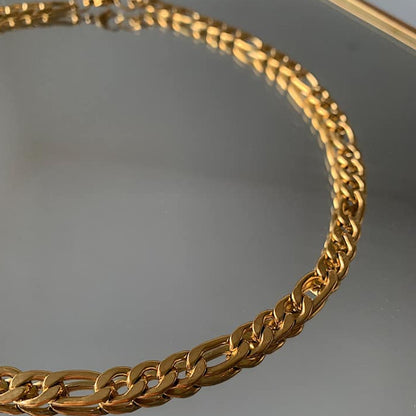 MOZART XL. Chunky Gold Figaro Chain Necklace