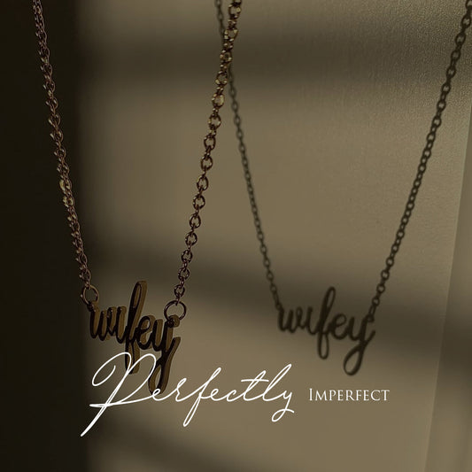 WIFEY. Dainty Gold Script Necklace IMPERFECT
