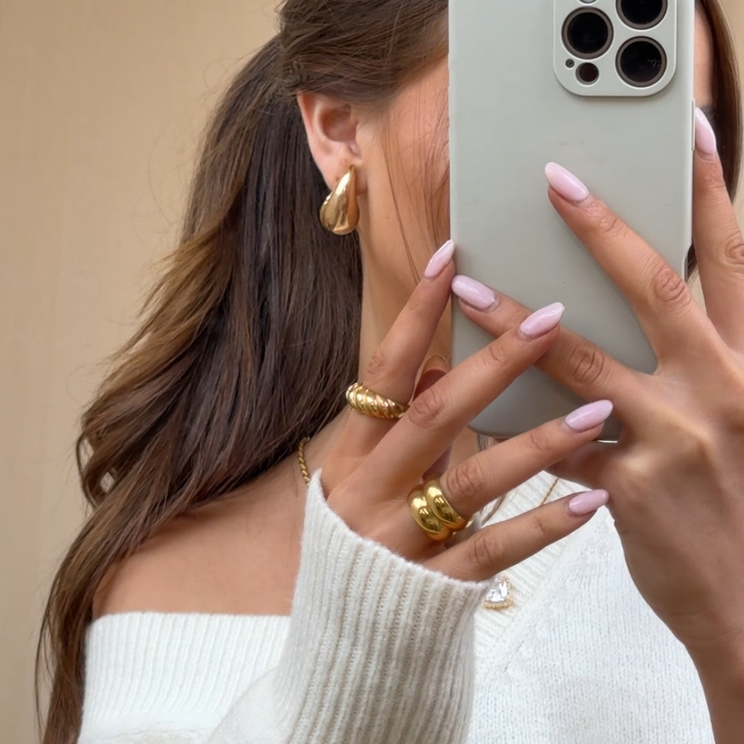 RIVER. Gold Croissant Ring